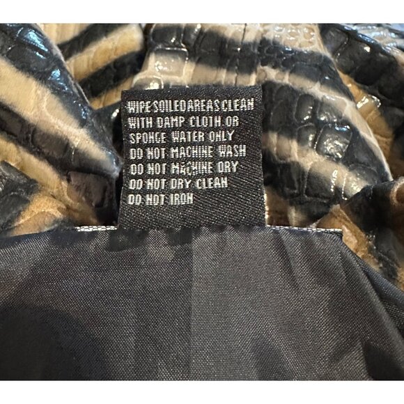 Selene Sport Womens Faux Leather Jacket 1X Animal Print Retro Rock Edgy Glam - Picture 8 of 8
